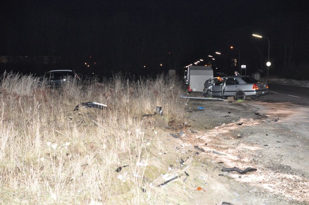 VU mit Fahrerflucht Koeln Loevenich P12.JPG